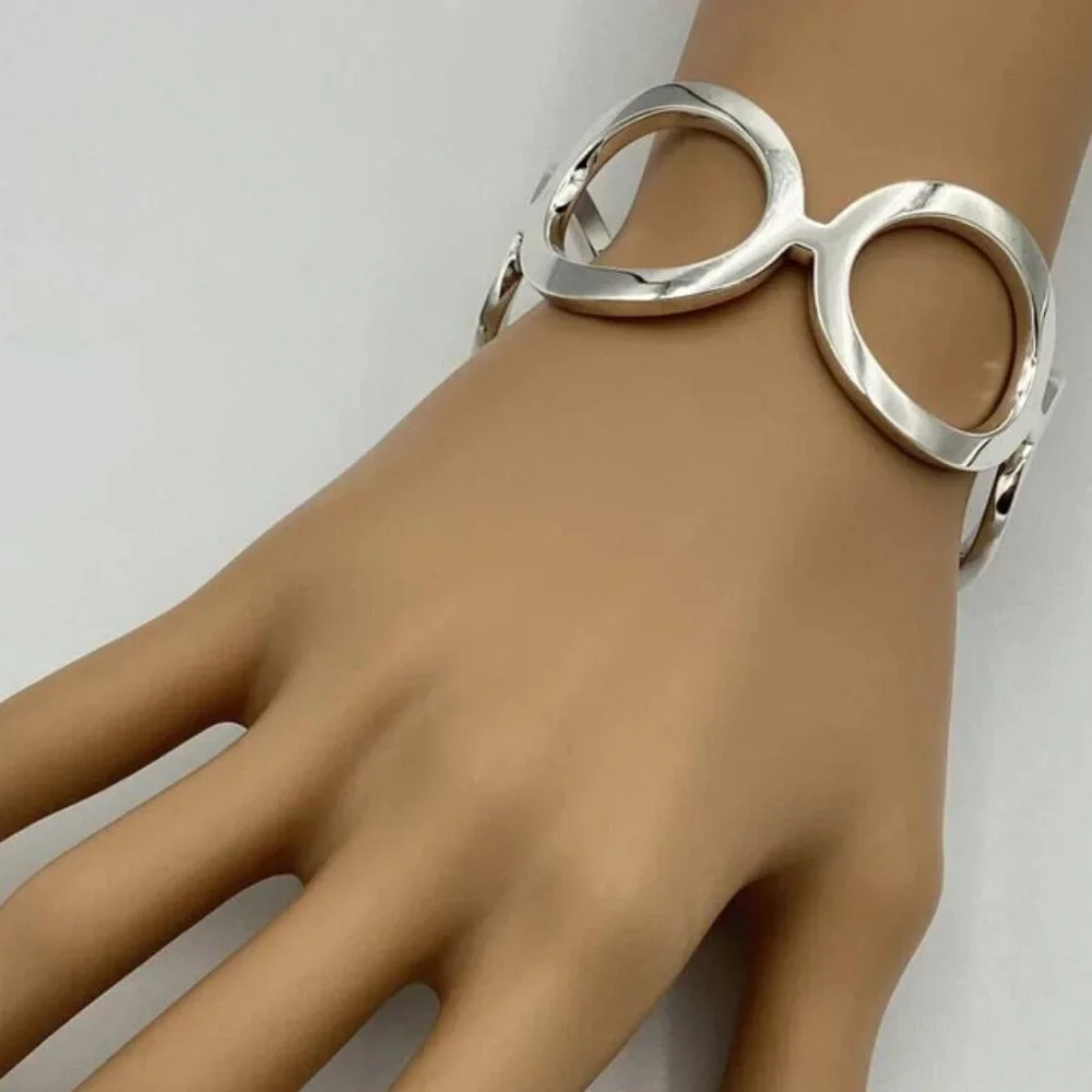 Tiffany & Co. Circle Link Cuff Bangle Bracelet 6.7